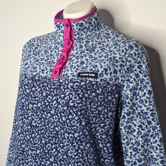 Lands' End Blue White Leopard Cheetah Animal Print 1/4 Zip Fleece Pullover M - Picture 2 of 8